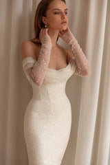 Kaerwx | Women’s Mermaid Wedding Dress Slim Fit Bridal Gown with Train and Veil